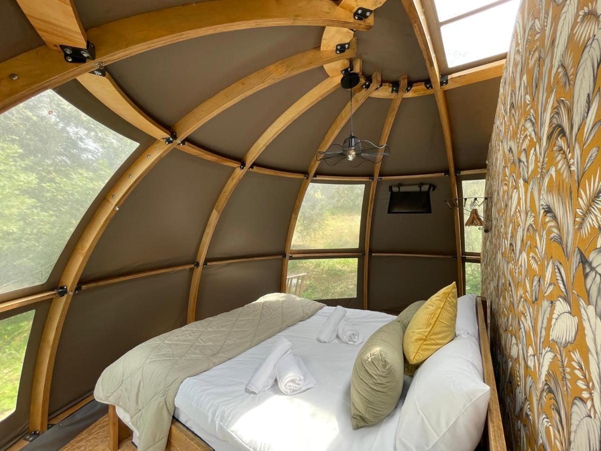 Cerchio Del Desiderio Glamping Retreat Hotel Pescara Exterior photo